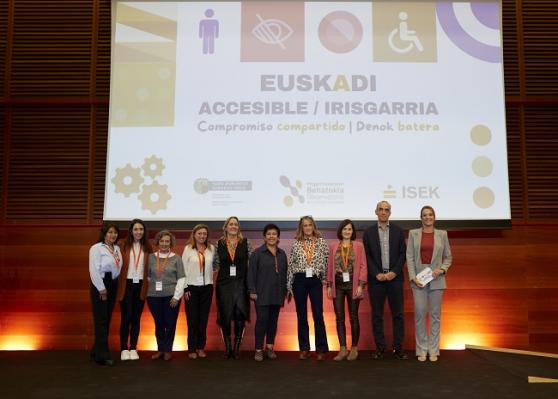 IKEI, junto con ILUNION ACCESIBILIDAD, ha tenido el placer de colaborar con el ISEK, Consejo Vasco para la Promoción de la Accesibilidad, en el diseño, producción y organización de la Jornada “Euskadi Accesible. Un compromiso compartido”